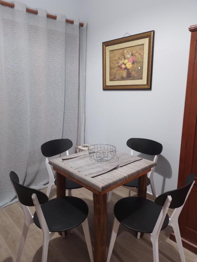 Manolakis Pizanias Apartment Emborios Exterior photo