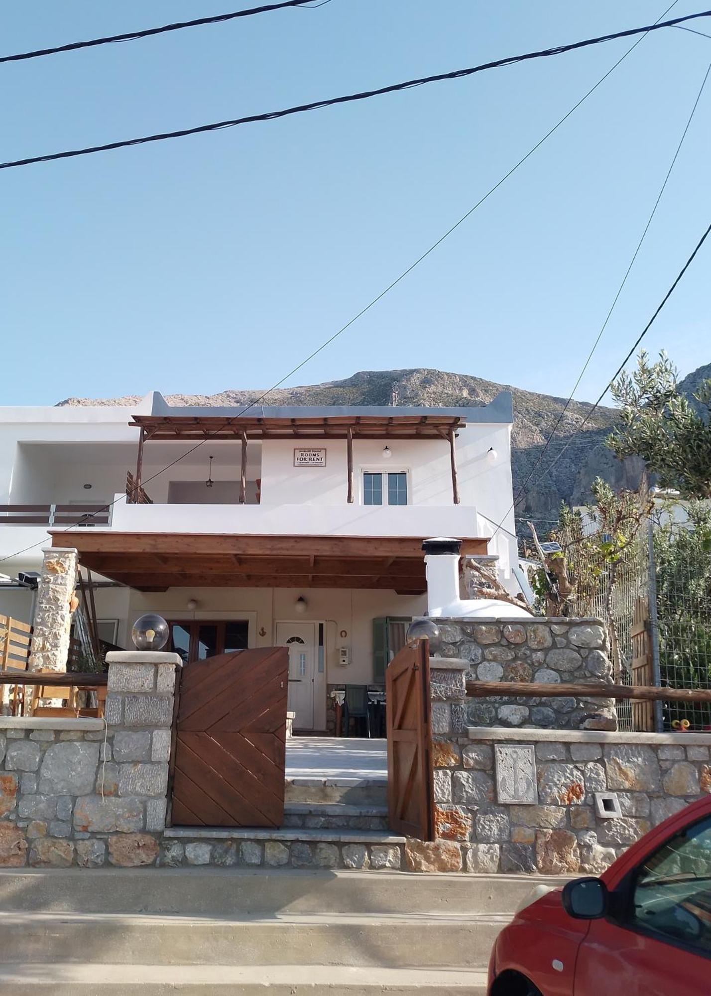 Manolakis Pizanias Apartment Emborios Exterior photo